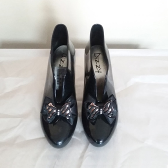 RAIN BOOTS - Picture 3 of 4